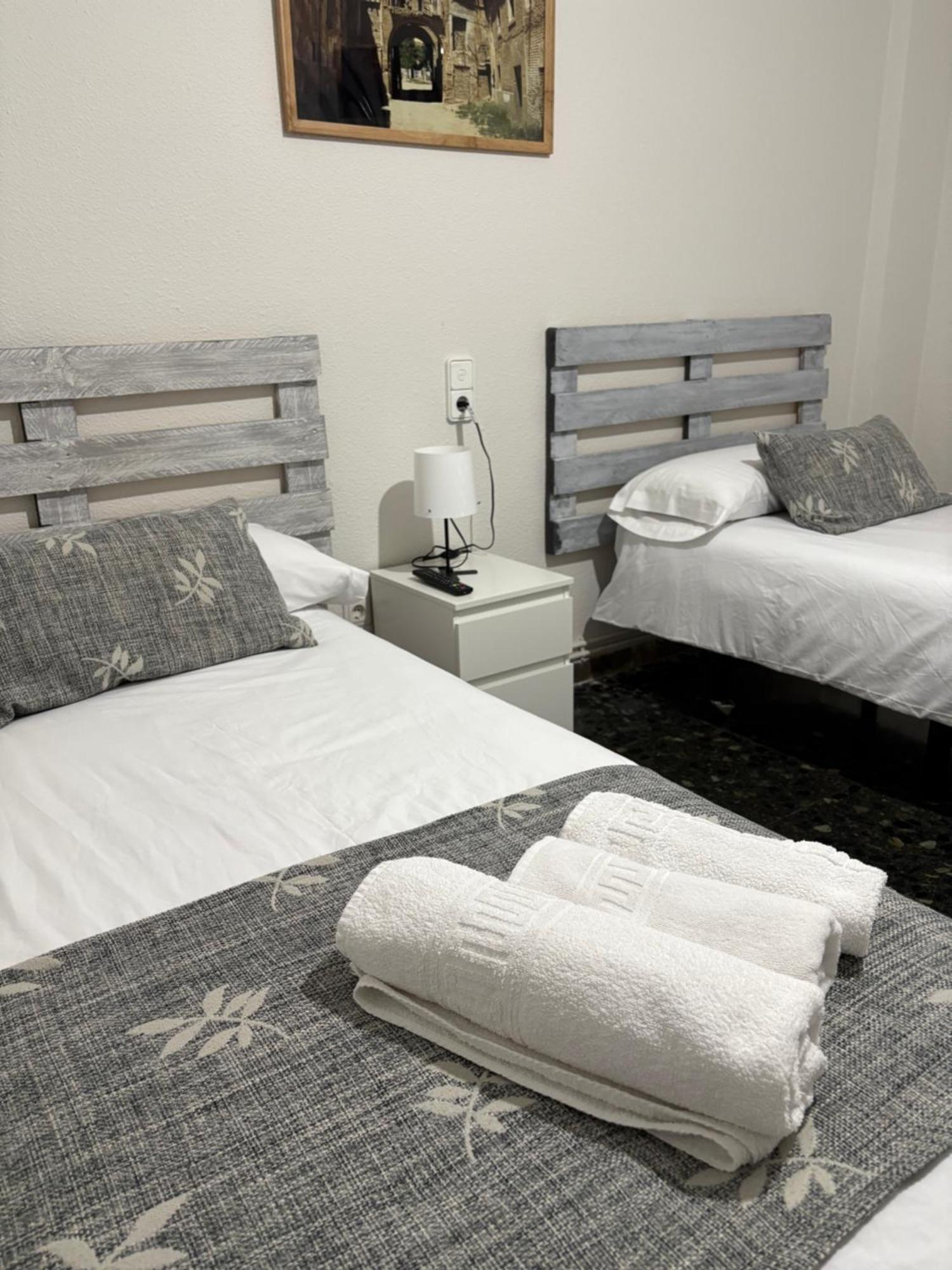 Hostal Pueblo Viejo Belchite Ngoại thất bức ảnh